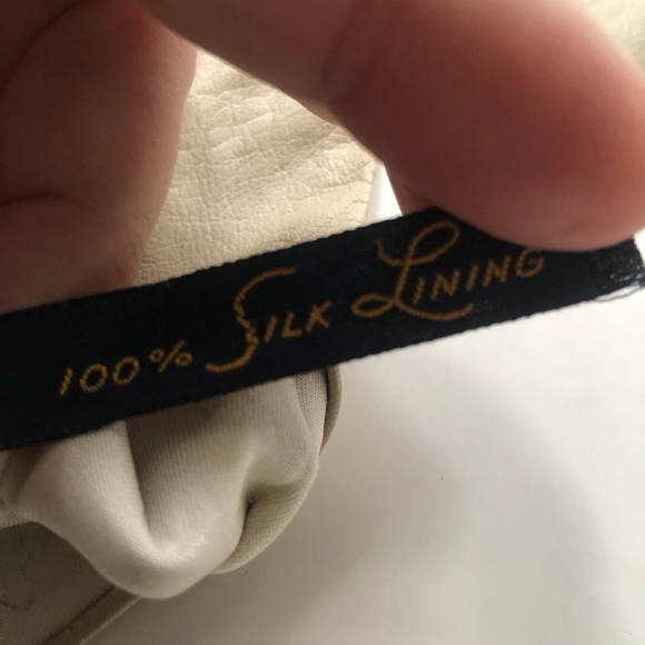 Cream Opera Length Leather Gloves - Picture 4 of 8